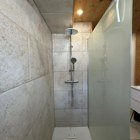 דירה Spacieux Et Confortable Proche Du Centre Avec Terrasse Châtel