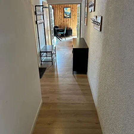 Spacieux Et Confortable Proche Du Centre Avec Terrasse דירה Châtel